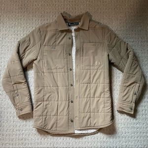 UNDER ARMOUR Tan/Khaki Sherpa Jacket 
Size Small